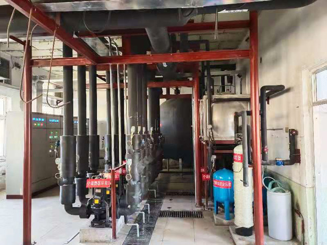 北京通州工業(yè)廠(chǎng)房空氣源熱泵安裝