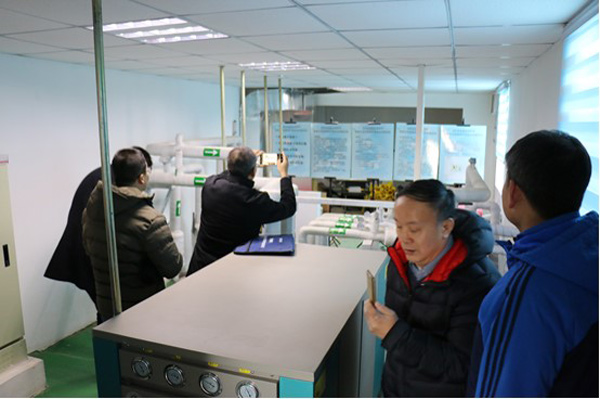 廊坊地源空氣源熱泵科普基地觀(guān)摹 廊坊地源空氣源熱泵科普基地觀(guān)摹