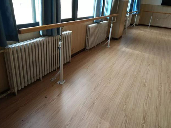 廊坊某學(xué)?？諝庠礋岜冒惭b